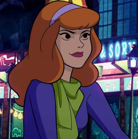 Hear Me Out Cake Female Characters, Daphne Blake Drawing, Childhood Crushes Women, Daphne Mystery Inc, Daphne Scooby Doo Cartoon, Hear Me Out Female Characters, Daphne Scooby Doo Icon, Daphne Blake Fanart, Daphne Blake Icon