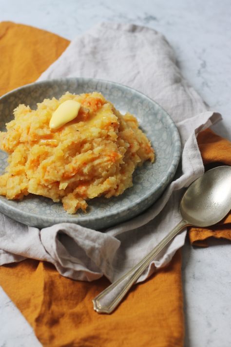 Root Vegetable Mash - Supper in the Suburbs Carrot And Rutabaga Mash, White Turnip, Midweek Meals, Roast Dinner, Root Vegetables, British Food, Vegan Options, Parsnips, Side Dishes Easy