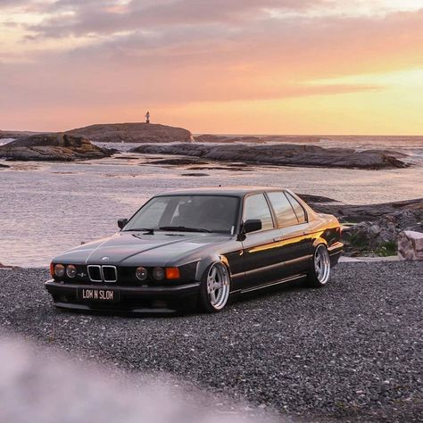 BMW 735i (E32) Photo 📸 @norwegian_bimmergirl @jhagenjr @tomasphotography__ E32 Bmw, Bmw Old, Bmw E32, Land Shark, Bmw Classic, Sweet Cars, Bmw Cars, Exotic Cars, Toys For Boys