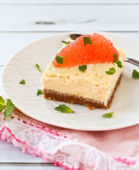 This easy grapefruit cheesecake with mint is rich yet refreshing. It's a perfect summer dessert for any occasion. Get the easy cheesecake recipe on RachelCooks.com! Grapefruit Cheesecake, Recipes Without Eggs, Cheesecake Recipes Easy, Mint Cheesecake, I Am Baker, Mint Recipes, Decadent Chocolate Cake, Diced Apples, Yogurt Cake