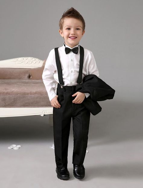 1000+ ideas about Boys Suits on Pinterest | Little Boys Suits, Baby Boy Suit and Kids Suits Ring Boy Outfits, Kids Formal Dresses, Ring Bearer Suit, Kid Tuxedo, Tie Outfit, Boys Tuxedo, Ring Boy