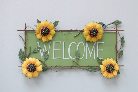 Sunflower Welcome Sign, Metal Sunflower, Sunflower Wall Decor, Sunflower Theme, Welcome Door Signs, Sunflower Wall Art, Patio Wall, Sign Wall Decor, Welcome Friends