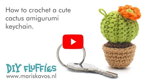 free cactus crochet video Crochet Cactus Free Pattern, Keychain Tutorial, Cactus Keychain, Crochet Cactus, Mini Cactus, Crochet Keychain Pattern, Crochet Easy, Step By Step Crochet, Learn How To Crochet