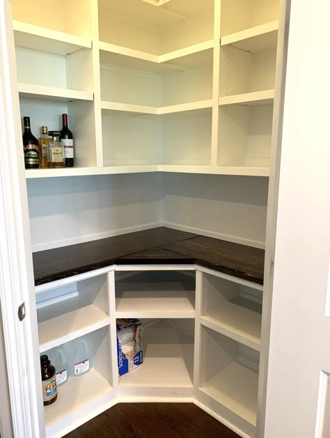 Small Pantry Countertop, Corner Pantry With Drawers, Countertop In Pantry, Corner Pantry Remodel, Pantry Ideas Corner, Small Pantry Design Layout, Corner Pantry Makeover, Appliances In Pantry, Small Pantry Remodel