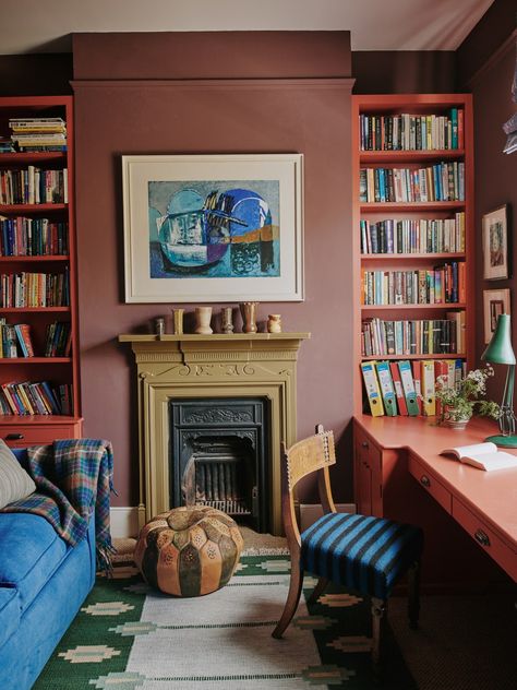 A rambling former vicarage in south London brought to life by Tamsin Saunders | House & Garden Tamsin Saunders, Plum Walls, Pink Rooms, Swedish Rug, Somerset House, Bespoke Sofas, Deco Retro, Parisian Apartment, Cottage Interiors