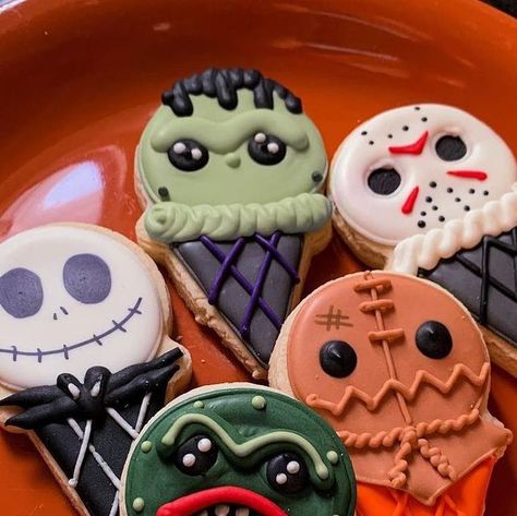 Summerween Decorations, Summer Ween Ideas, Summerween Birthday Party, Summerween Party Ideas, Summerween Food, Spooky Summer, Summerween Party Food, Summer Halloween, Summerween Ideas