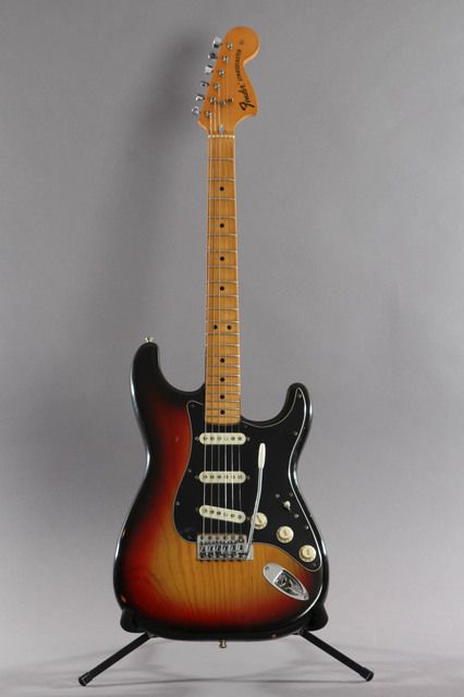 Sunburst Stratocaster, Jam Room, Fender Stratocaster Sunburst, Fender Guitars Stratocaster, Learn Guitar Chords, Fender Bender, Fender Strat, Stratocaster Guitar, Fender Guitar