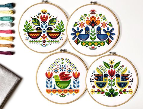 Scandinavian Cross Stitch Patterns, Folk Floral, Nature Cross Stitch, Birds Nature, Hoop Embroidery, Pola Kristik, Cross Stitch Patterns Flowers, Cross Stitch Bird, Cute Cross Stitch