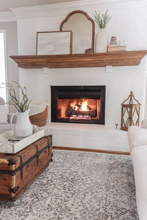 White Brick Fireplace, Painted Brick Fireplace, Gorgeous Fireplaces, Fireplace Kits, Brick Fireplace Makeover, Masonry Paint, Makeover Tips, Lime Paint, Traditional Paint