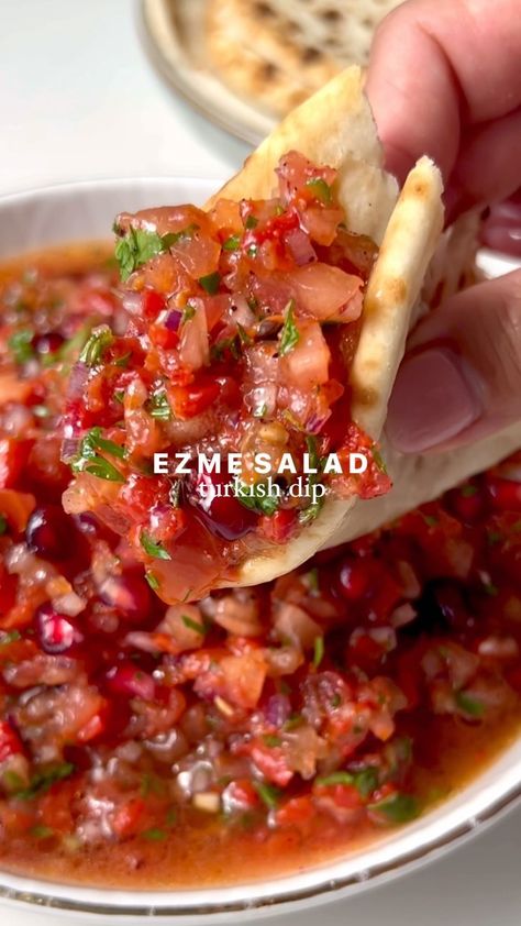 Elizabeth (Lilly) Assender | Episode 3 - It’s all about the dips: Ezme salad (Turkish dip) 🍅 I went to dinner with my friend who told me to order a Ezme salad, I… | Instagram Ezme Salad, Turkish Salad, Turkish Restaurant, Garlic Juice, Stuffed Pepper Dip, Aleppo Pepper, Favorite Dips, Crushed Garlic, Roasted Red Peppers