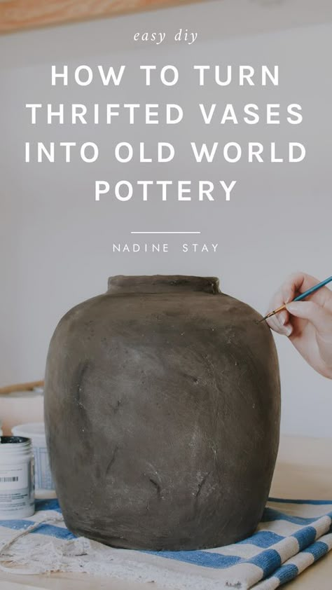 Diy Old Pottery Vase, Diy Faux Clay Pot, How To Make Vases Look Like Pottery, Diy Antique Pottery, Diy Faux Clay Vase, How To Paint Vases To Look Like Pottery, Old World Pottery Diy, Thrifted Vases Diy, Faux Pottery Paint