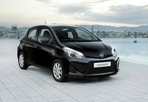 toyota yaris Black Car Wallpaper, Corolla Hatchback, Cars Wallpapers, Cars Wallpaper, Car Wallpaper, Best Classic Cars, Toyota Yaris, Toyota Cars, Black Car