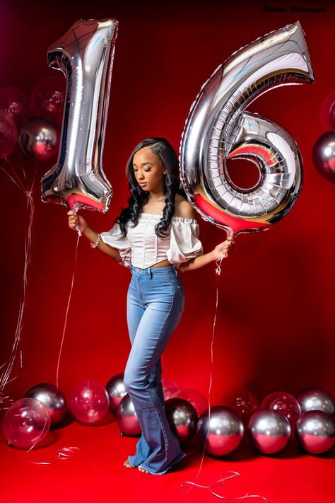 Birthday Themes Outfits, 16tg Birthday Photoshoot, Bday Photoshoot Ideas 16, 13th Bday Outfit Ideas, 16 Birthday Photoshoot Outfits, Sweet Sixteen Photoshoot Ideas, Birthday Photoshoot Ideas Sweet 16 Outfits, Sweet 16th Photo Shoot Ideas, 15 Birthday Photoshoot