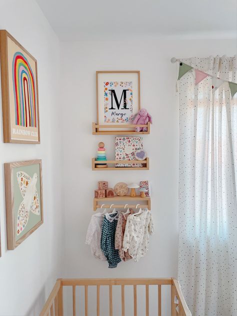 Colorful Girls Nursery, Nursery Room Inspiration Colorful, Nursery Shelf Ideas, Baby Nursery Colorful, Colourful Nursery Ideas, Nursery Shelving Ideas, Colorful Nursery Ideas, Eclectic Baby Nursery, Nursery Colourful