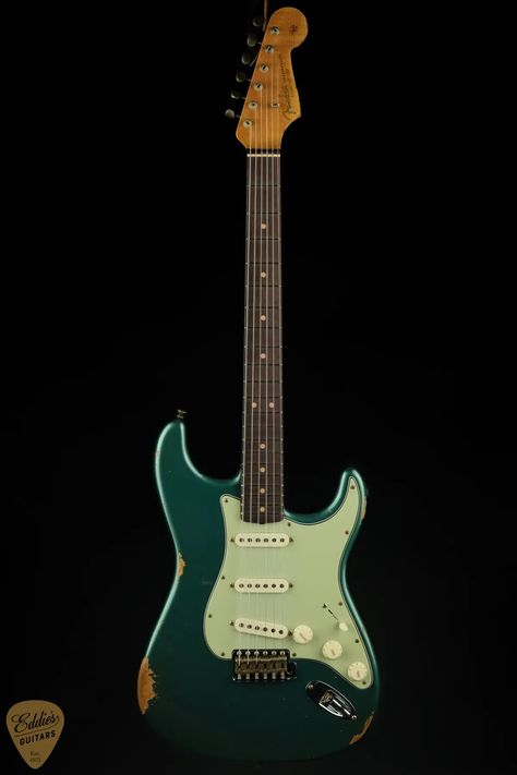 Fender Custom Shop Limited Edition 1963 Stratocaster Relic - Aged Sherwood Green Metallic Warwick Bass, 12 String Acoustic Guitar, Types Of Guitar, Boutique Guitar, Pedal Board, Guitars For Sale, Fender Custom Shop, Electric House, Guitar Pedals