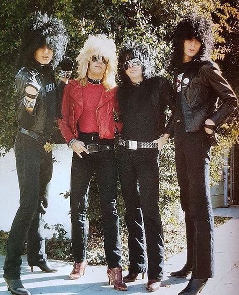 Too Fast For Love, Motley Crue Nikki Sixx, Glam Rock Bands, 80s Rocker, Shout At The Devil, Mick Mars, 80s Hair Bands, Vince Neil, Motley Crüe