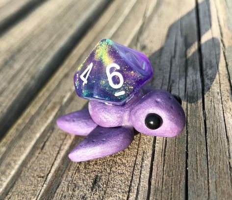 Dnd Dice Holder Clay, Dnd Dice Holder Diy, Dice Diy Crafts, Dice Goblin Art, Dnd Cabinet, Diy Dice Holder, Diy D&d Gifts, Dnd Polymer Clay, Dnd Clay Crafts