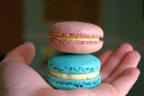 Flour Macarons, Rice Flour Recipes, French Macaroon Recipes, Macarons Recipe, French Macaroons, Macaroon Recipes, Healthy Sweet Treats, Macaron Recipe, Flour Recipes