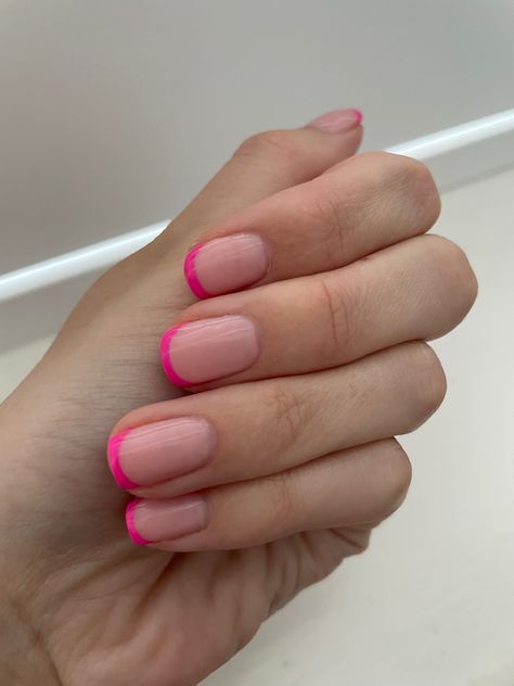 Nails Pink Tip Biab Nails, Very Short Gel Nails French Tips, French Manicure Hot Pink Tips, Pink French Tip Real Nails, Pink Small French Tip Nails, Micro Pink French Nails, Natural Nail Pink French Tip, Pink French Tips Natural Nails, French Tip Natural Nails Short Pink