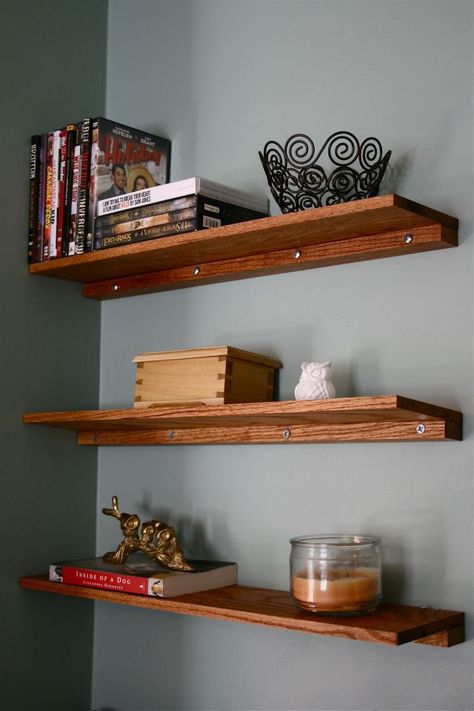 Pallet Wood Shelves, Diy Wood Wall, Diy Regal, Shelf Decor Living Room, Regal Design, Oak Shelves, Diy Wall Shelves, Wall Shelves Design, Floating Shelves Diy