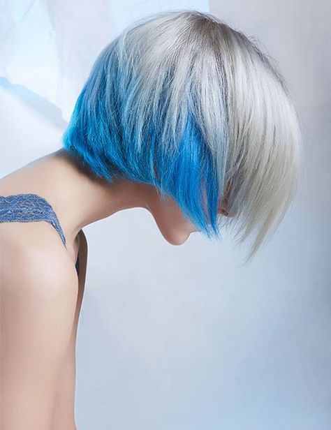 30 Stunning Two-Tone Hair Colors You Need To Check Out Two Tone Platinum Hair, Wild Grey Hair, Two Tone Bob Hairstyles, Two Tone Pixie Hair Color Ideas, Dual Hair Color, Blond With Color, Ombre Hair Color Short, Spiked Baseball Bat, 2 Tone Hair Color