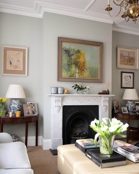 Details from the living room of a London townhouse project. We created a peaceful and elegant space adding in artwork, re-decorating and… | Instagram London Townhouse Living Room, Living Room London, Elegant Townhouse, London Living Room, Townhouse Interior, London Townhouse, Room London, Sitting Room, Oasis