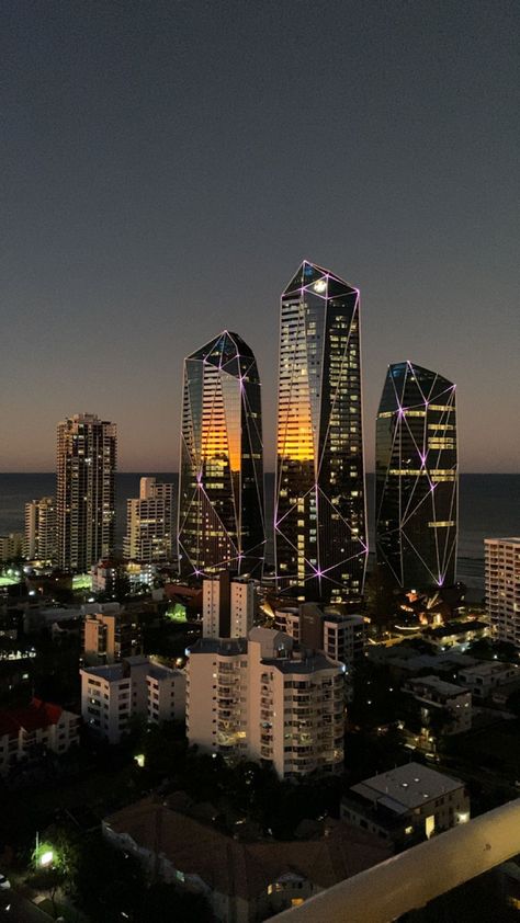 Surfers Paradise Gold Coast Aesthetic, Gold Coast Aesthetic, Buildings Aesthetic, Australia Wallpaper, Pretty Cities, Coast Aesthetic, Building Aesthetic, Girly Decor, Me Aesthetic