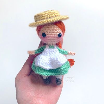 Anne of Green Gables Doll (Free Amigurumi Crochet Pattern) - Sweet Softies | Amigurumi and Crochet Doll Amigurumi Free Pattern, Disney Crochet Patterns, Teaching Online, Crochet Doll Tutorial, Crochet Geek, Crochet Amigurumi Free Patterns, Crochet Amigurumi Free, Crochet Bookmarks, Teddy Bear Pattern