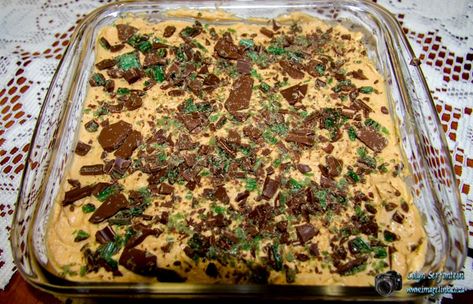 Peppermint Crisp Tart Recipe, Peppermint Crisp Tart, Easy Tart Recipes, Peppermint Crisp, Caramel Desserts, Tart Dessert, Tart Baking, Cake Baking Recipes, Homemade Cake Recipes