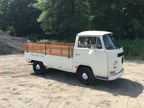 For Sale 1969 VW Bus Type 2 Pickup Truck Price $16,000 USD Buy Classic Volks – found this one nice classic truck was offered for sale at Craigslist already posted about a month ago and still online when we write here. As shown here is a rare truck in US 1969 model of the VW … Volkswagen Pickup Truck, Vw Pickup Trucks, 1969 Volkswagen Bus, Volkswagen Truck, Vw Truck, Kombi Hippie, Truck Campers For Sale, Kombi Pick Up, Vintage Chevy Trucks