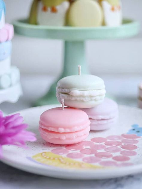 Macaron Dessert, Creation Bougie, Lilin Aroma, Macaron Filling, Mini Macaron, Dessert Gifts, Dessert Candles, Food Candles, Cute Candles