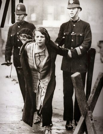 vintage everyday: Suffragettes vs. Police: Vintage Photos of Women's Suffrage Movements, ca. 1910s Women Suffrage, The Suffragettes, Emmeline Pankhurst, Suffragette Movement, 19th Amendment, Suffrage Movement, Women's Suffrage, Feminist Movement, Women Rights