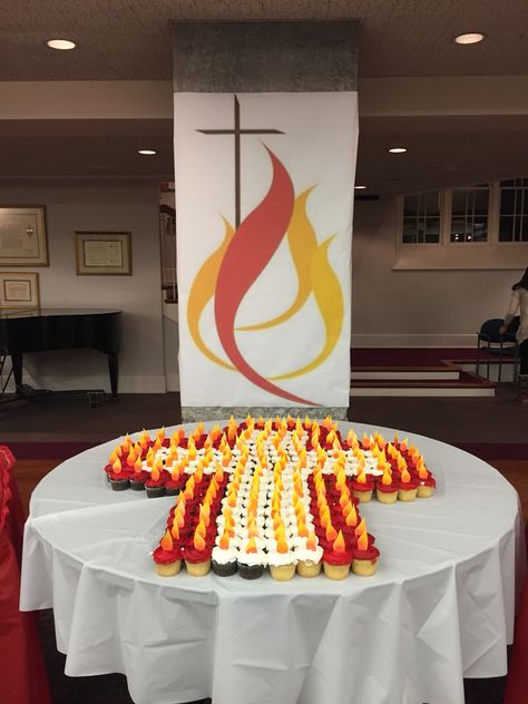 Trinity Sunday Altar, Confirmation Retreat, Confirmation Retreat Ideas Catholic, Confirmation Cupcakes, Confirmation Party Ideas Catholic, Confirmation Decorating Ideas, Confirmation Party Ideas, 21st Birthday Checklist, Catholic Confirmation