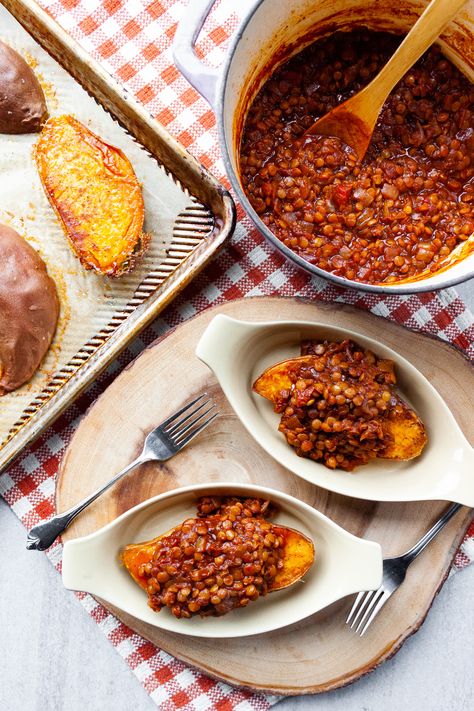 Bbq Lentils, Homemade Bbq Sauce, Roasted Sweet Potato, One Pot Dinners, Homemade Bbq, Potato Recipe, Lentil Recipes, Vegetarian Dinners, Veg Recipes