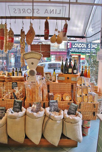 What a superb farm shop display at Lina Stores. Fancy to #travel #London? Include this in your #bucketlist and visit "City is Yours" http://www.cityisyours.com/explore to discover amazing bucket lists created by local experts. Butik Design, Garage Extension, Deli Shop, Grocery Store Design, Food Retail, Store Window Display, Supermarket Design, Farm Store, Desain Pantry