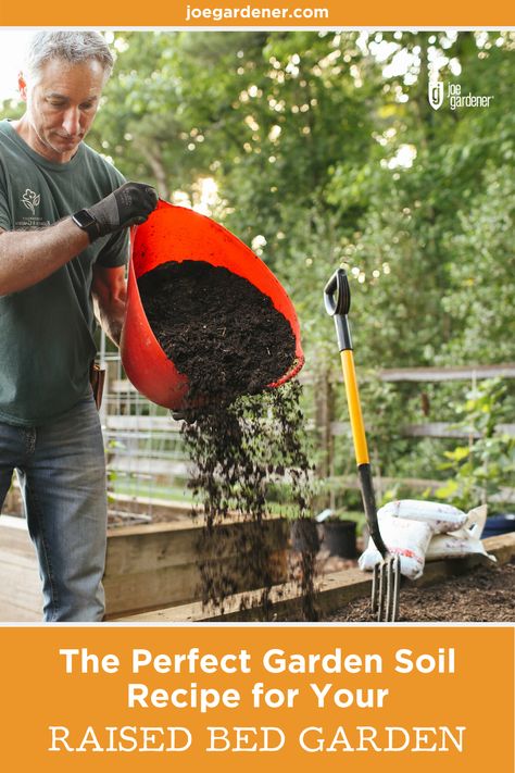 Raised Bed Soil Recipe, Raised Garden Bed Soil, Soil Recipe, Garden Prep, Garden Construction, Raised Bed Gardening, Healthy Soil, Raised Bed Garden, Backyard Gardens