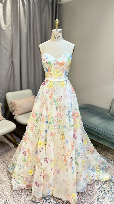 Spring Equinox Wedding, Vibrant Wedding Dress, Wedding Dresses With A Pop Of Color, Coloured Wedding Dress Different, Floral Wedding Dress Colored, Wildflower Wedding Dress, Wedding Dresses Colorful, Pastel Wedding Dress, Wedding Dresses With Color