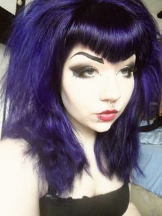 Gothic Bangs Hair, Fang Bangs, Shadow Demon, V Bangs, Alt Hair, Dark Purple Hair, Fashion Goth, Goth Subculture, Gothic Hairstyles