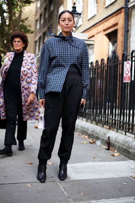 Rachael Wang Street Style, Wang Sweatshirt Outfit, Rachel Wang, Rachael Wang, Soft Landscape, Style Muse, Bohemian Fashion, Style Fall, Boring Clothes