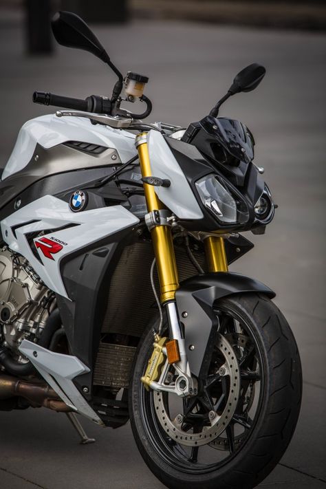 Dt Yamaha, Motos Bmw, Bike Bmw, Super Bike, Fast Bikes, Bmw Motorcycle, Bmw Motorcycles, Moto Bike, Bike Lovers