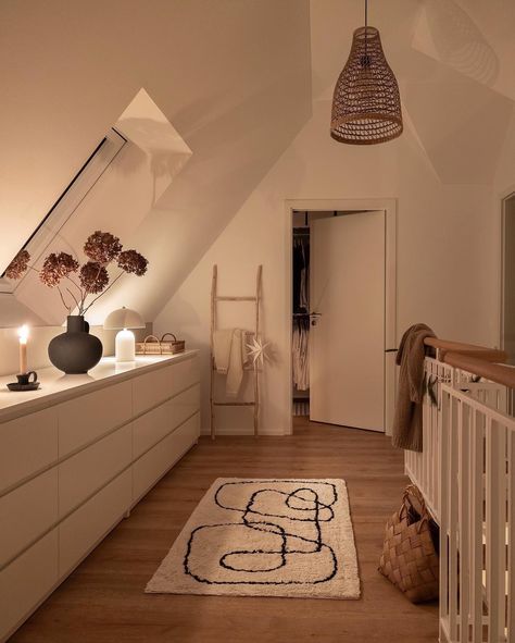 Attic Room Ideas, Attic Bedroom Designs, Room Hacks, Attic Apartment, Attic Bedroom, Attic Rooms, Dream House Rooms, Style Deco, Room Makeover Inspiration