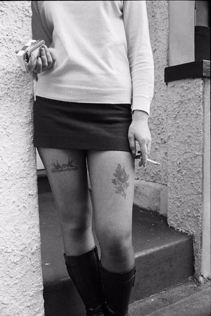 50 Amazing Black and White Photographs That Document Australian Life From the 1970s and 1980s ~ vintage everyday Kings Cross, Pretty Tattoos, Black And White Photographs, Tattoos And Piercings, I Tattoo, No. 2, Geometric Tattoo, Tatting, Body Art