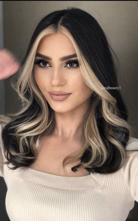 Blond Ombre, Color For Black Hair, Hair Color Underneath, Hair Color Streaks, Black Hair With Highlights, Hair Streaks, Long Hair Color, Brown Hair Balayage, Hair Dye Colors