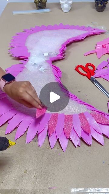 Fairies With Butterfly Wings, Butterfly Costume Diy, Diy Butterfly Wings, Butterfly Wings Diy, Diy Butterfly Costume, How To Make Wings, Diy Fairy Wings, English Homework, Diy Wings