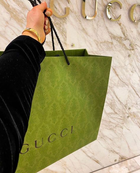 Gucci International on Instagram: “🤩 @millabella999” Gucci Green Bag, Gucci Packaging, Green Matcha, Aesthetic Feed, Aesthetic Green, Phone Aesthetic, Red Gift, Color Palate, Brand Concept