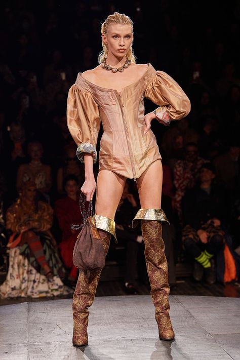 Vivienne Westwood Fashion, Andreas Kronthaler, Spring 2023 Ready To Wear, Catwalk Collection, 2023 Ready To Wear, Spring 2023, Doja Cat, Fashion Show Collection, Lace Bodysuit