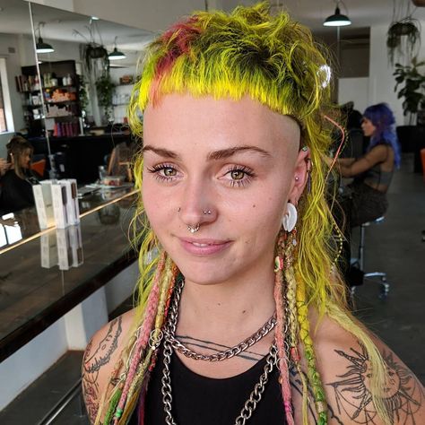 Mullet With Dreads, Dreaded Mullet, Shaggy Curly Hair, Alt Hair, Partial Dreads, 1970s Hairstyles, Shaved Head Women, Dyed Hair Inspiration, Pretty Hair Color