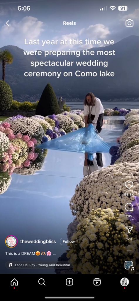 Mirror Floor, Wedding Mirror, Como Wedding, White Hydrangeas, Lake Como Wedding, Wedding Decor Inspiration, Magical Wedding, White Hydrangea, Lake Como