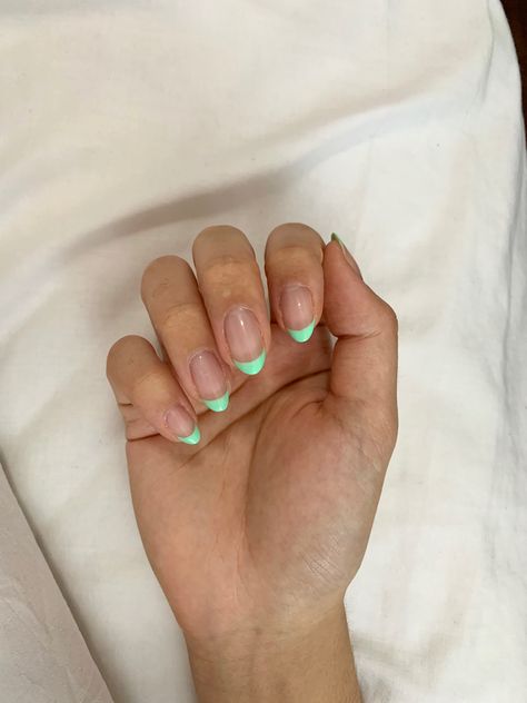 Soft Green French Tip Nails, Spring Green French Tip Nails, Mint Green French Tip Nails Almond, Mint French Tip Nails Almond, French Tip Nails Mint Green, Seafoam Green French Tip Nails, French Tip Mint Green, Mint Green Tips Nails, Mint Tip Nails