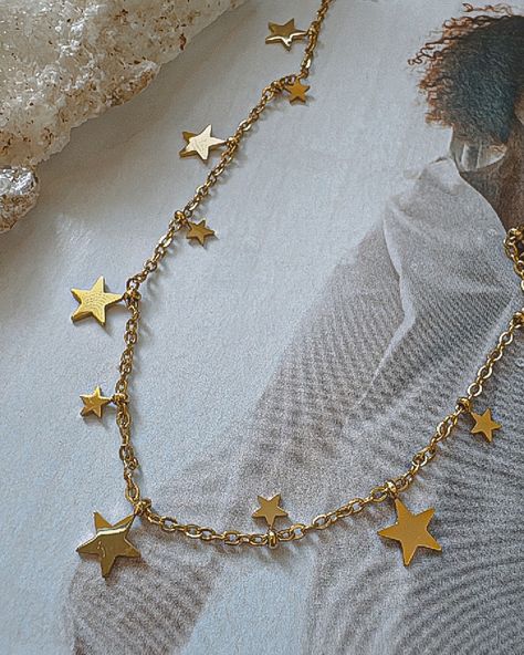 did you see the new stars👀 ⭐️ Gold Star Necklace, Forever Necklace, Mood Jewelry, Star Necklace Gold, Jewelry Board, Five Pointed Star, Jewelry Boards, Beach Collection, Pretty Jewelry